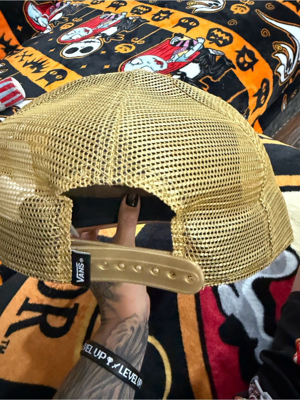 Hat with Vans patch - Picture 2 of 7